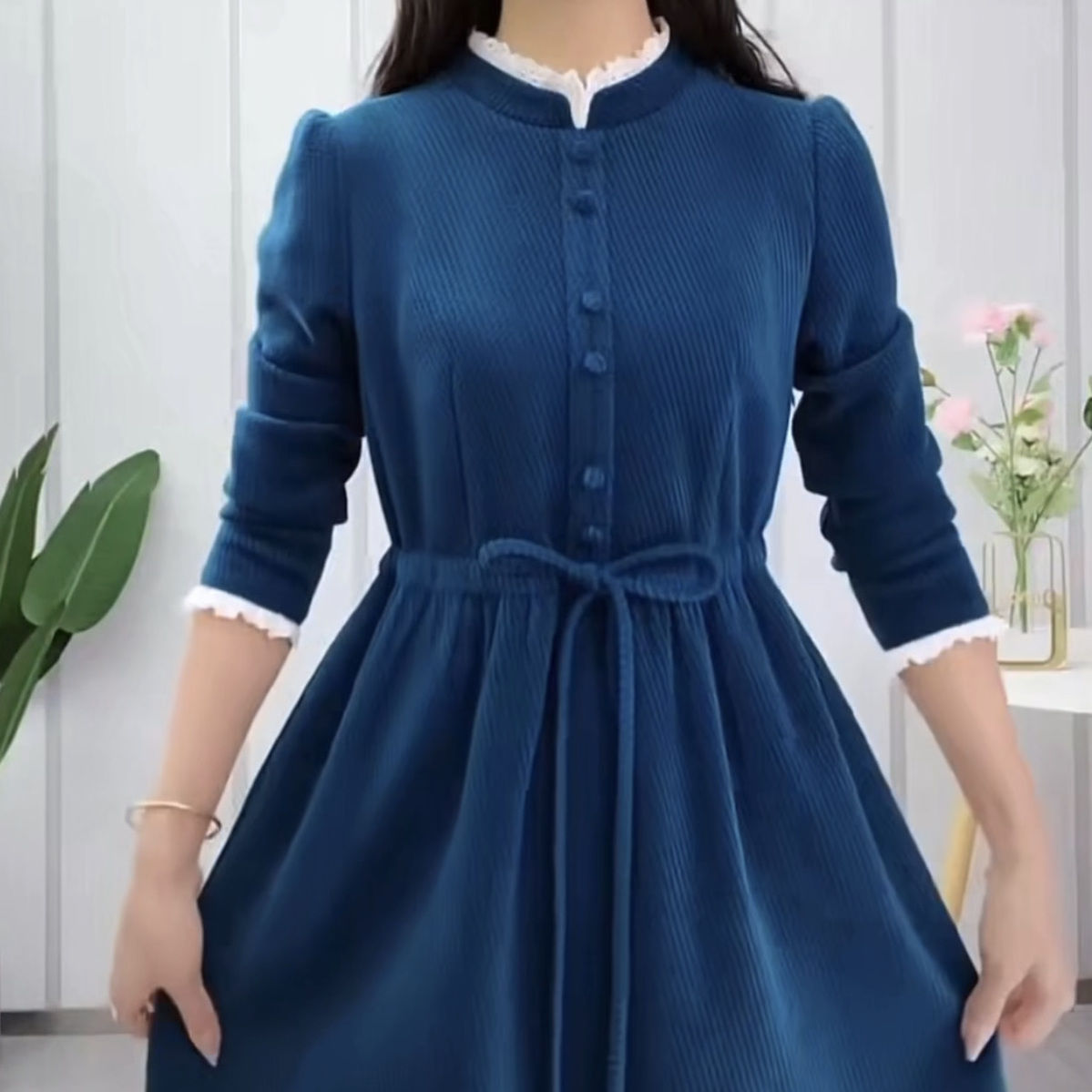 超仙貴妃絨連衣裙2023新款秋冬女裝加厚洋氣遮肚子顯瘦木耳邊裙子
