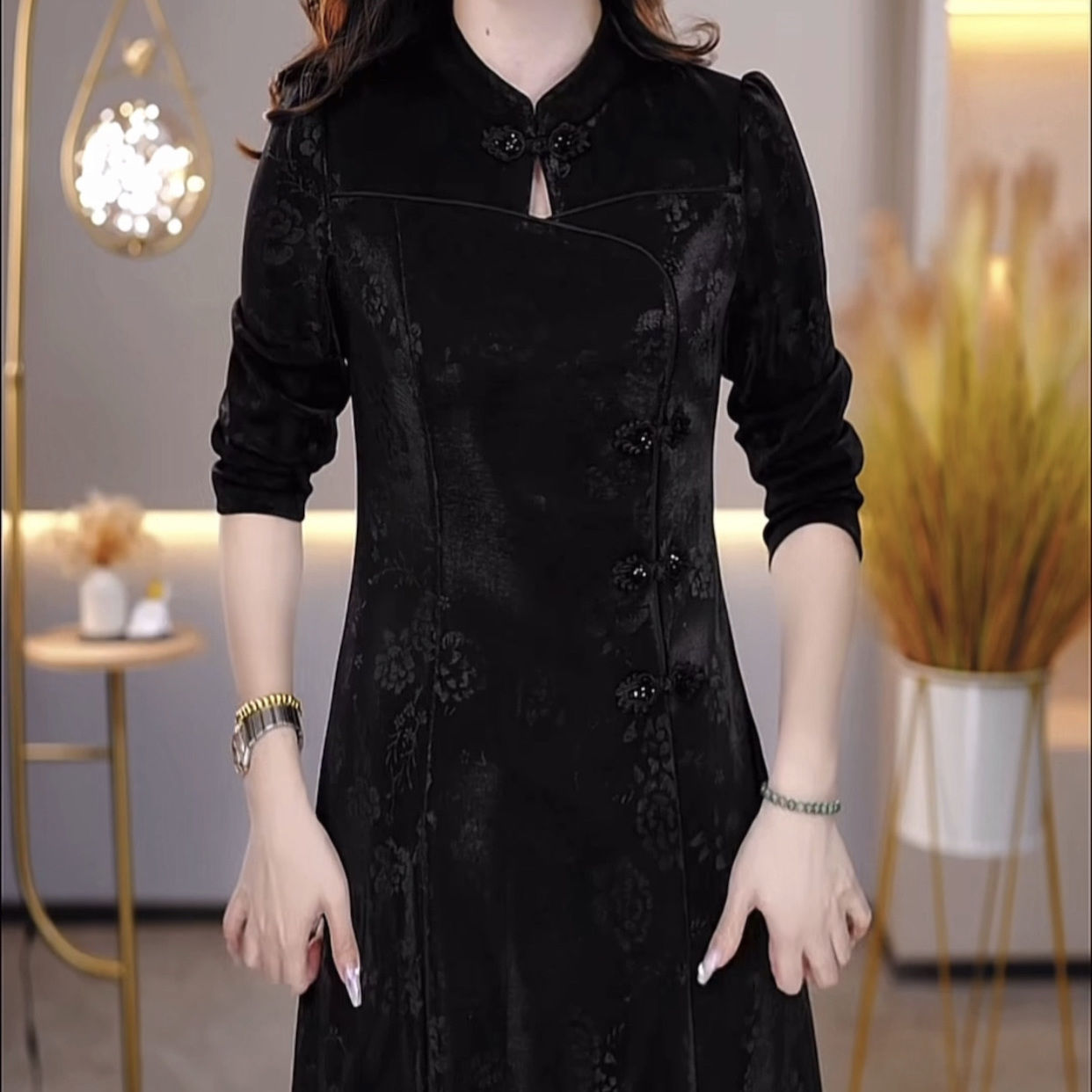 水晶玻璃格秋冬連衣裙2023新款女長袖洋氣高檔輕奢改良版旗袍裙子