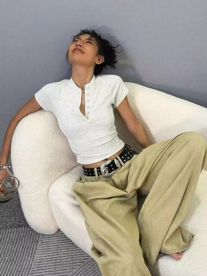 歐貨紐扣圓領螺紋短袖t恤女夏季新款洋氣時尚修身百搭短款上衣潮