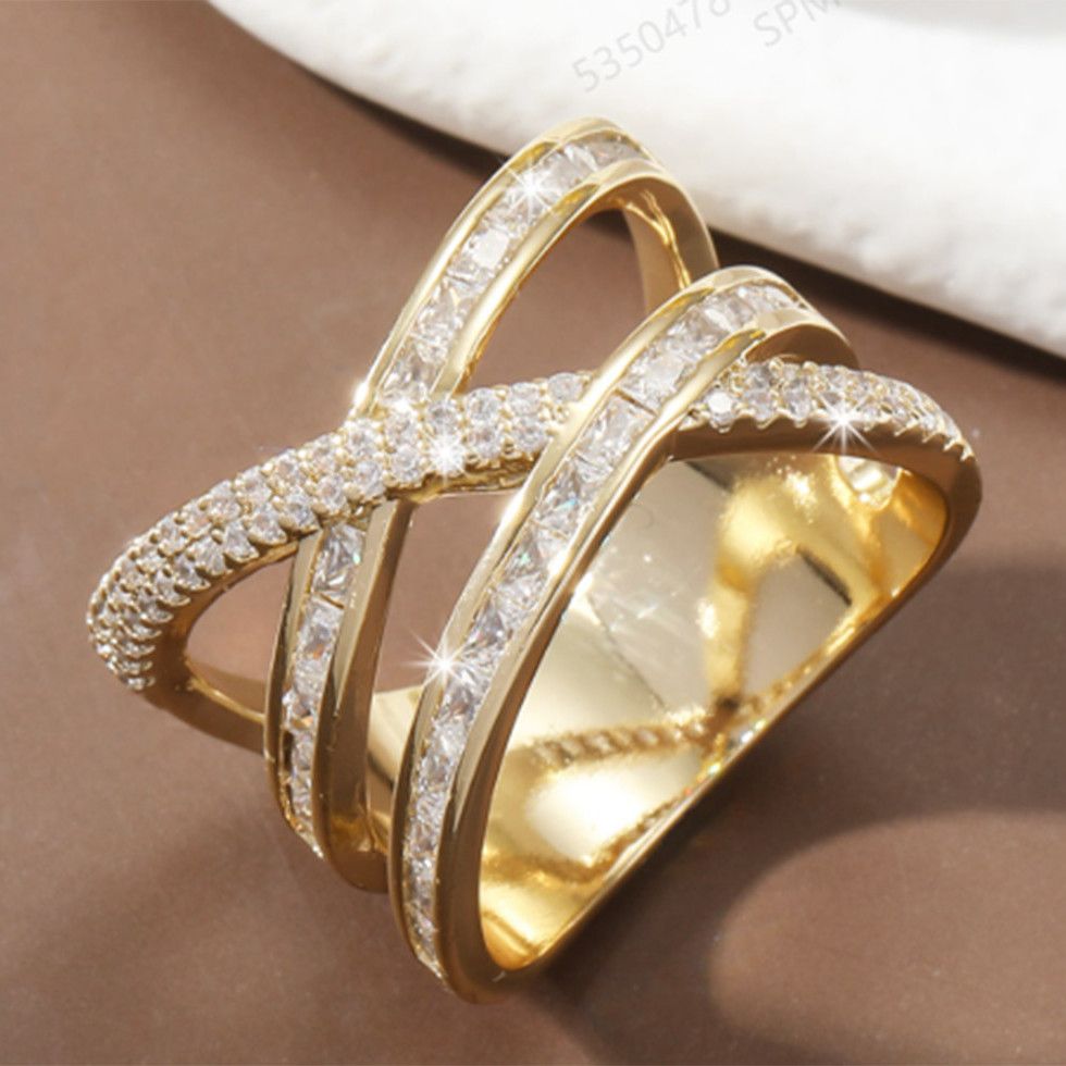 gold Cross-Shining Irregular Zircon Full-Diamond Ring_voghion.com