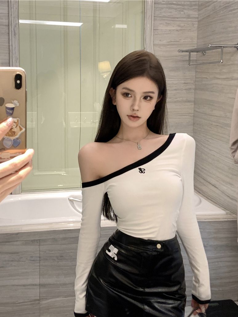 韓系休閒辣妹女生早秋百搭修身顯瘦短款氣質斜肩長袖拼色T恤上衣