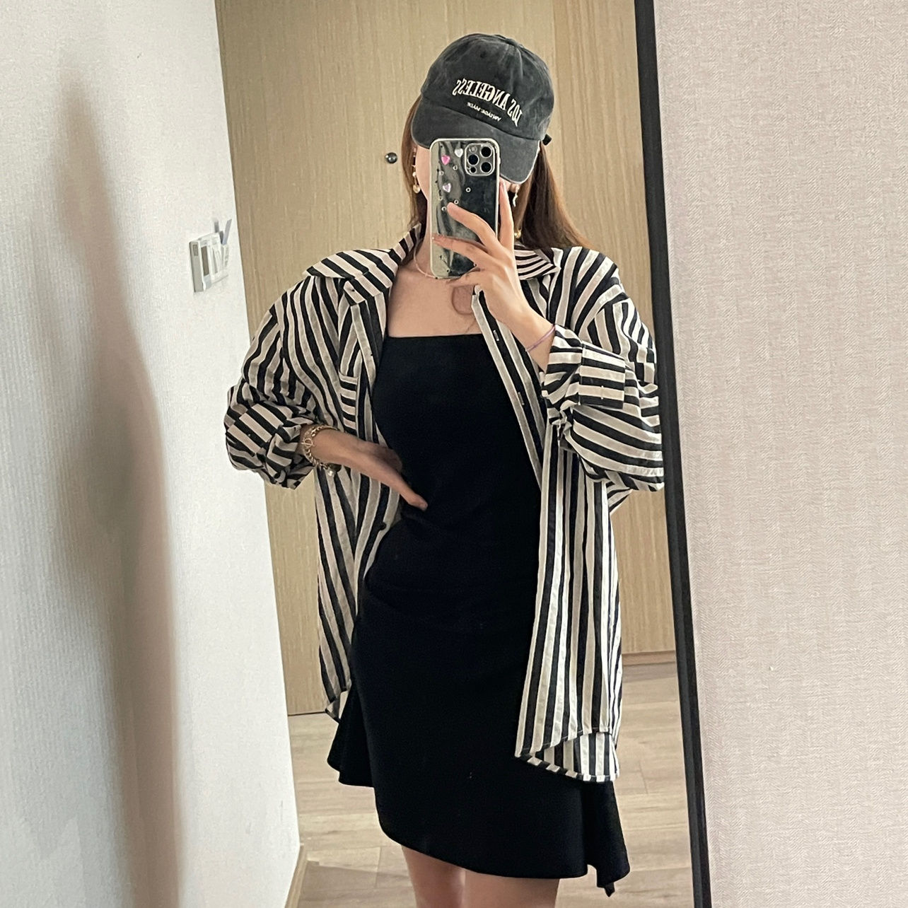 秋季女裝復古黑色條紋襯衫女長袖內搭外穿寬鬆古着襯衣上衣女洋氣