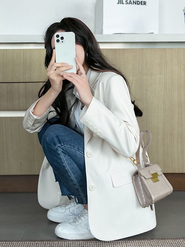 High-end shoulder-padded apricot-colored coat for women, spring and autumn Korean style casual design, loose and slim, internet celebrity fashion suit