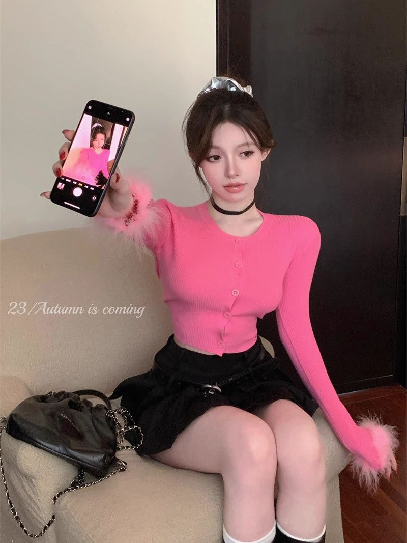 Dopamine pink long-sleeved knitted cardigan for women in autumn sweet hottie slim-fitting short bottoming shirt furry patchwork top