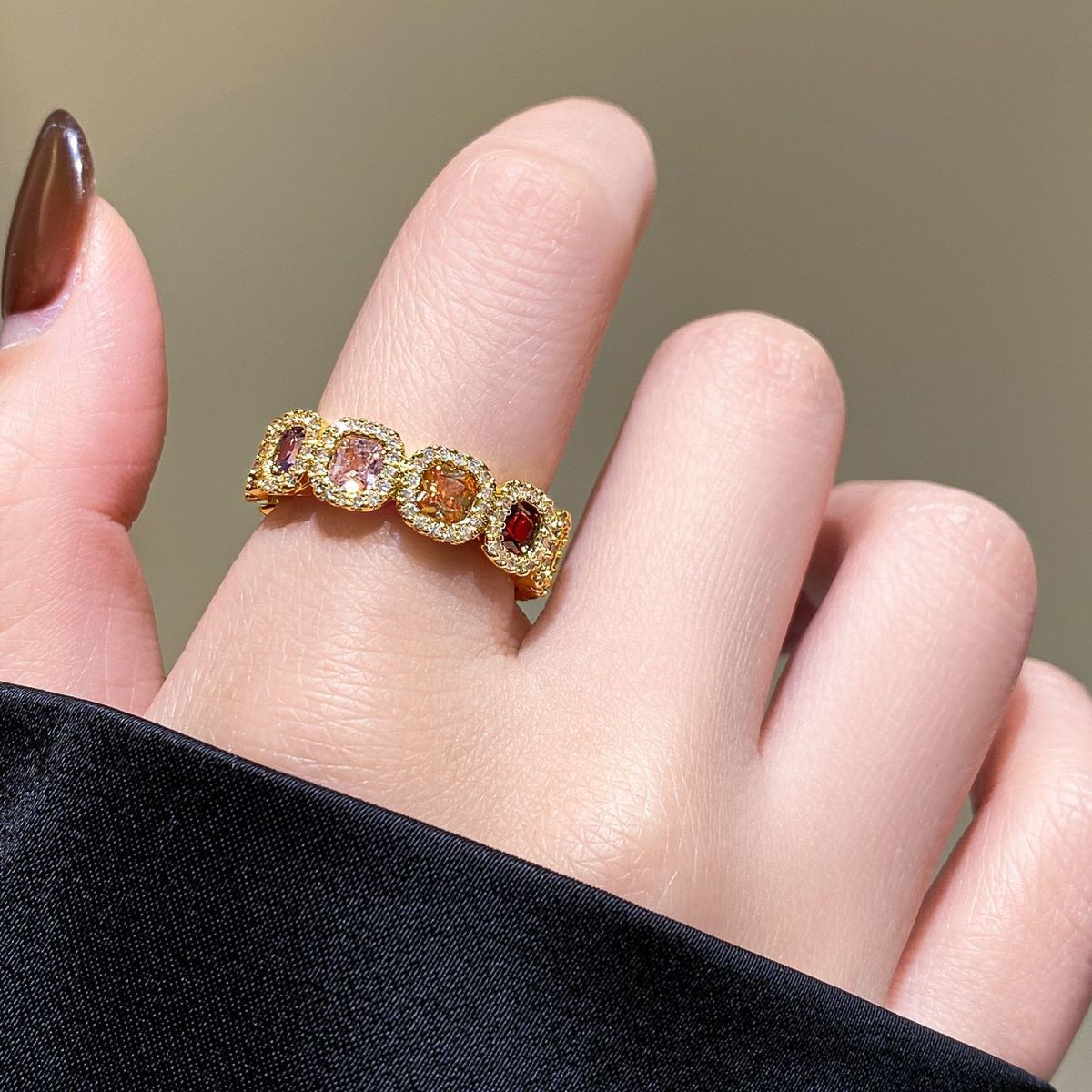 Color Sugar Cube Open Ring detail image 3