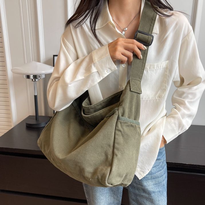 Japanese canvas bag female college students attend class ins lazy style large capacity one-shoulder crossbody niche retro tote bag
