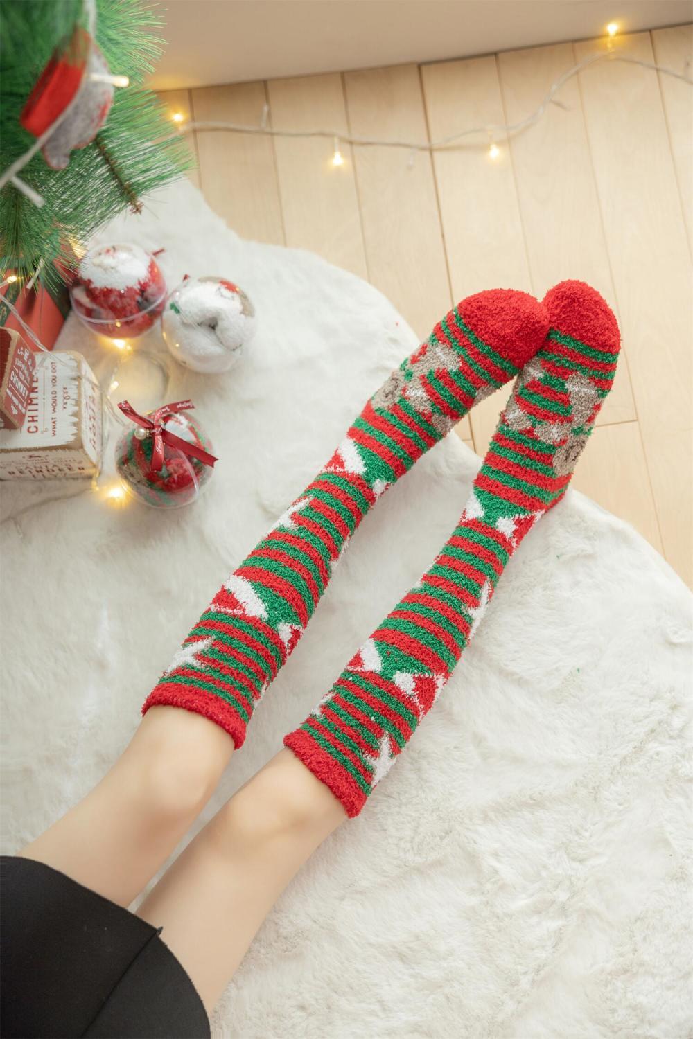 Cute Christmas socks, comfortable, warm, thick, and plush, full of festive atmosphere. Wishing you a happy Christmas_voghion.com