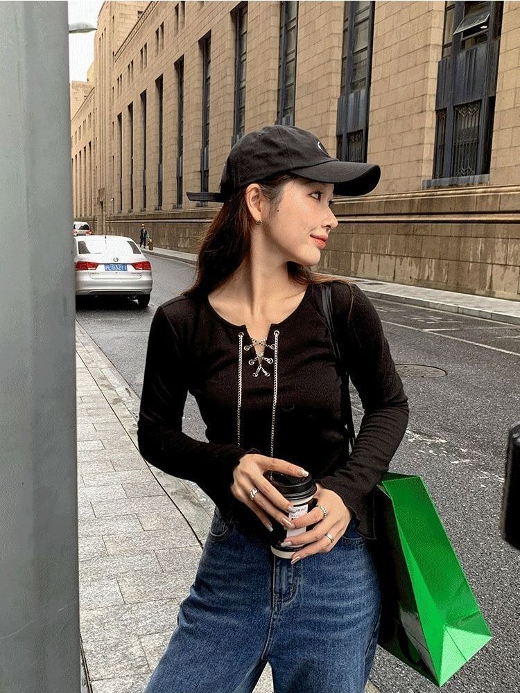 韓版V領鏈條T恤女秋冬打底內搭小眾設計感顯瘦修身長袖氣質上衣潮