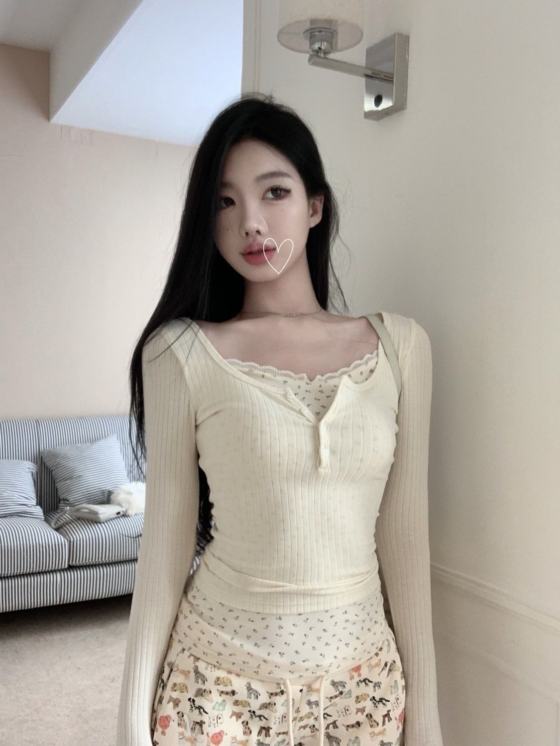 設計感假兩件紐扣氣質碎花蕾絲拼接T恤女冬季內搭修身打底衫上衣