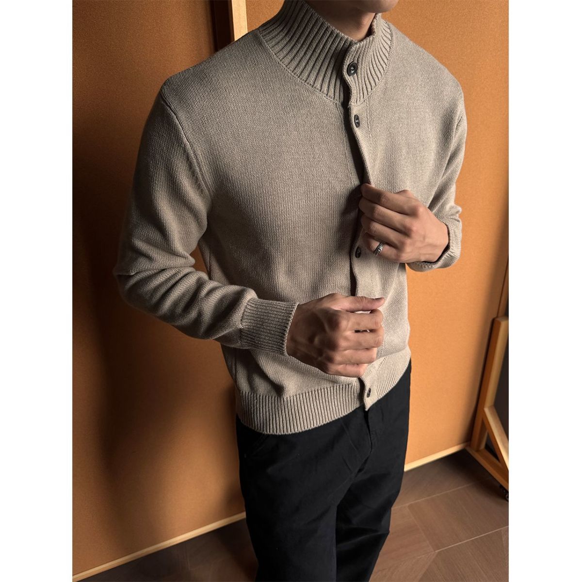 Men's Solid Colour Knitted Sweater Autumn Winter Commuter Style_voghion.com