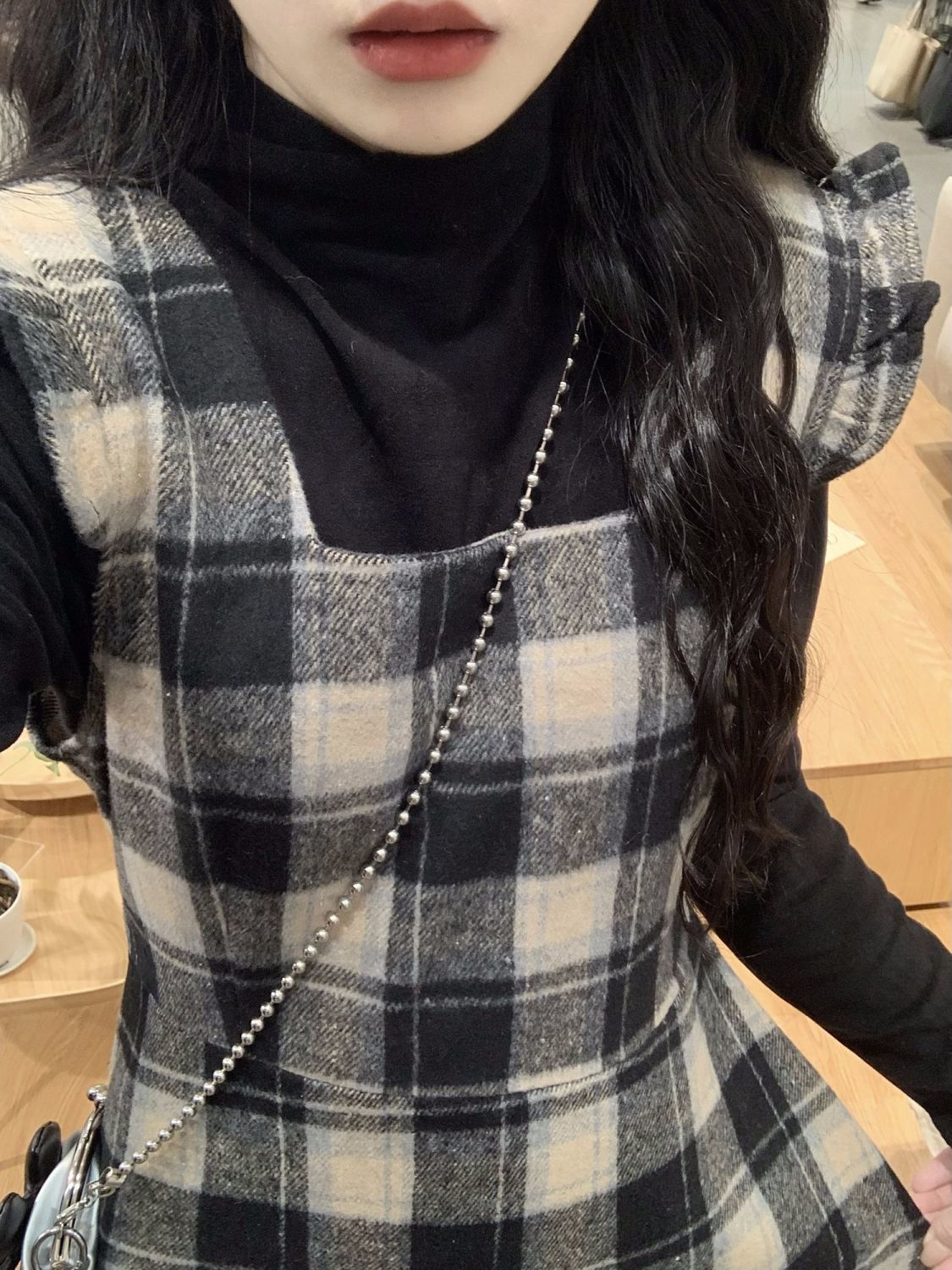 秋冬韓版甜美法式木耳邊收腰顯瘦格子背心裙女高領打底衫兩件套裝