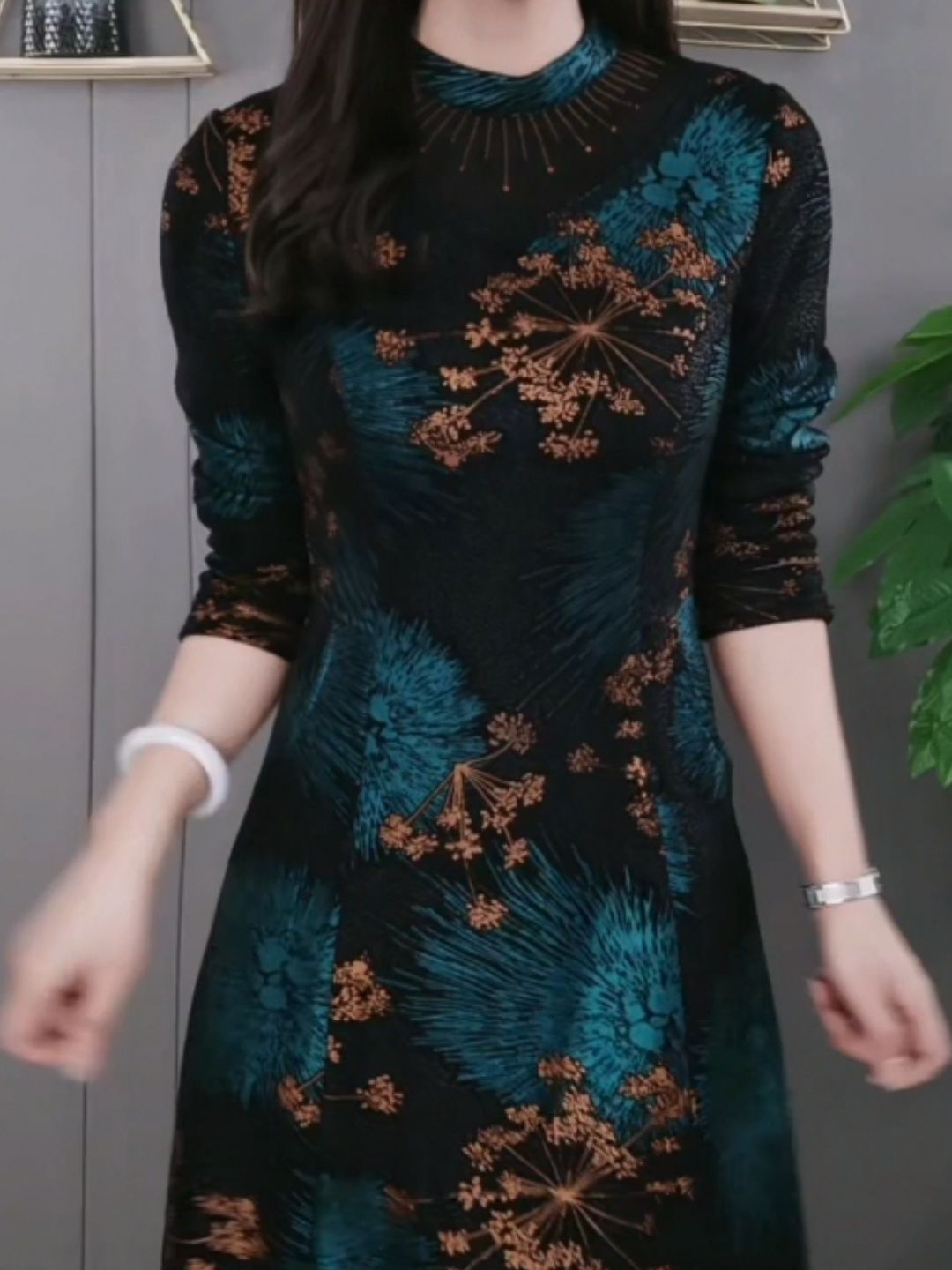 輕奢博萊精紡加絨改良旗袍裙2023新款女優雅顯瘦秋冬連衣裙媽媽裝
