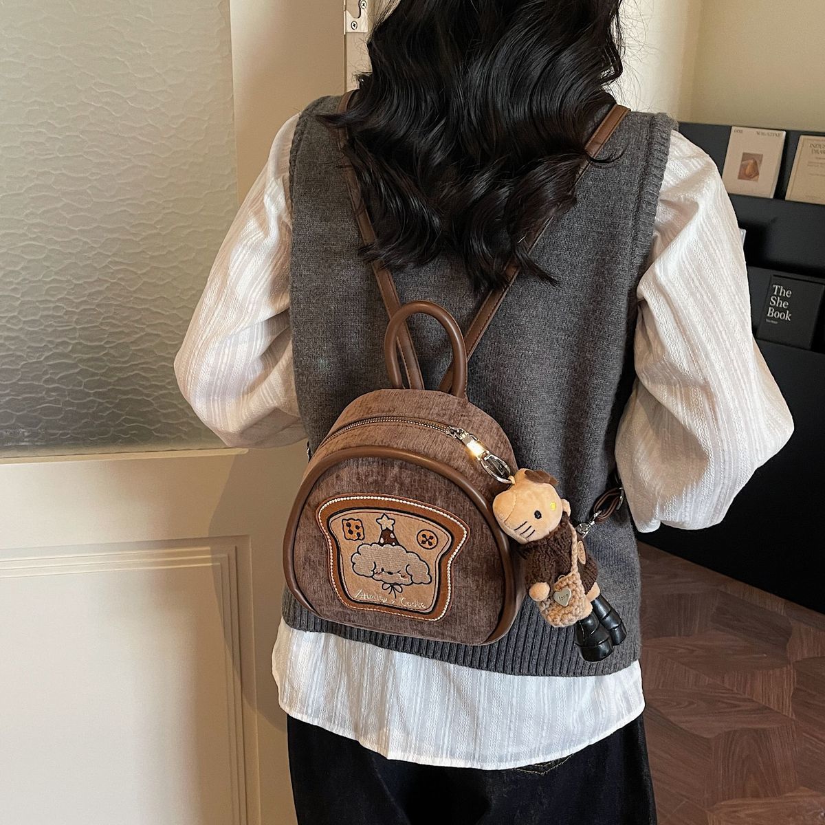 Amy Rabbit Women's Backpack Cute Retro Style Commuter Rucksack_voghion.com