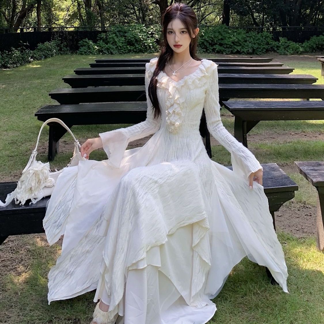 ins重工荷葉邊超仙仙女裙秋冬內搭不規則氣質長袖連衣裙過膝長裙