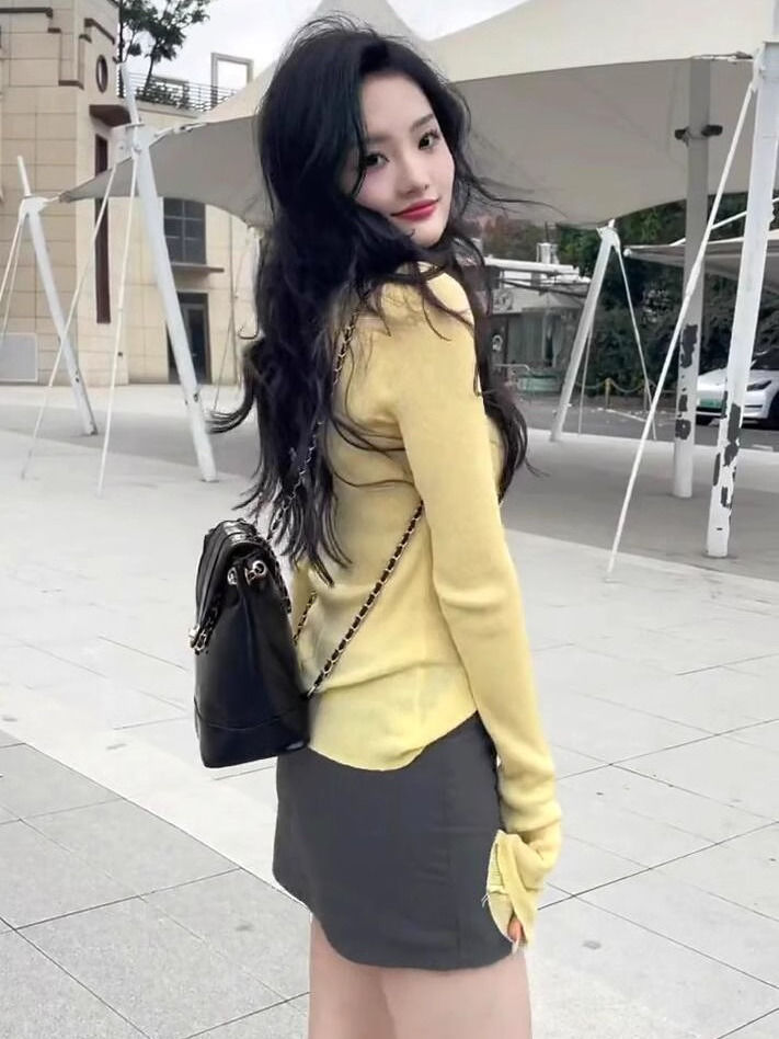 少女心奶黃色性感秋冬加厚款針織長袖T恤女修身百搭外穿打底上衣