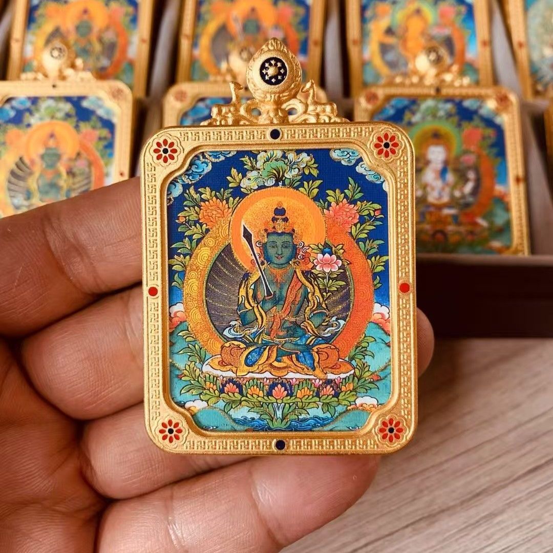 Buddha Hand Sculpture Deity Statue 3
