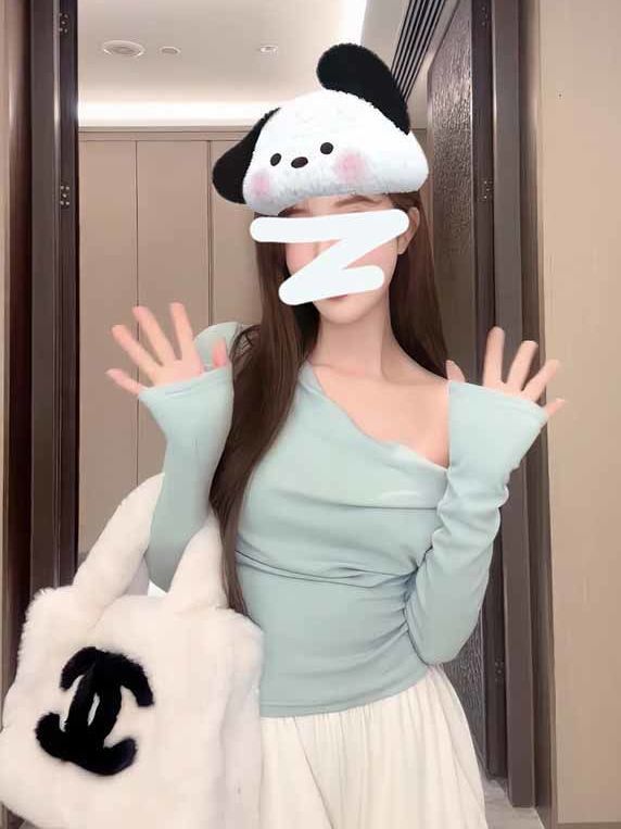 純欲風絕美別致一字肩上衣女秋冬季露肩長袖T恤內搭打底衫