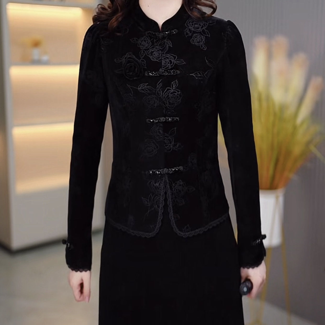 高檔迪亞絨精紡連衣裙2024新款春季女國風顯瘦燒花改良版旗袍裙子