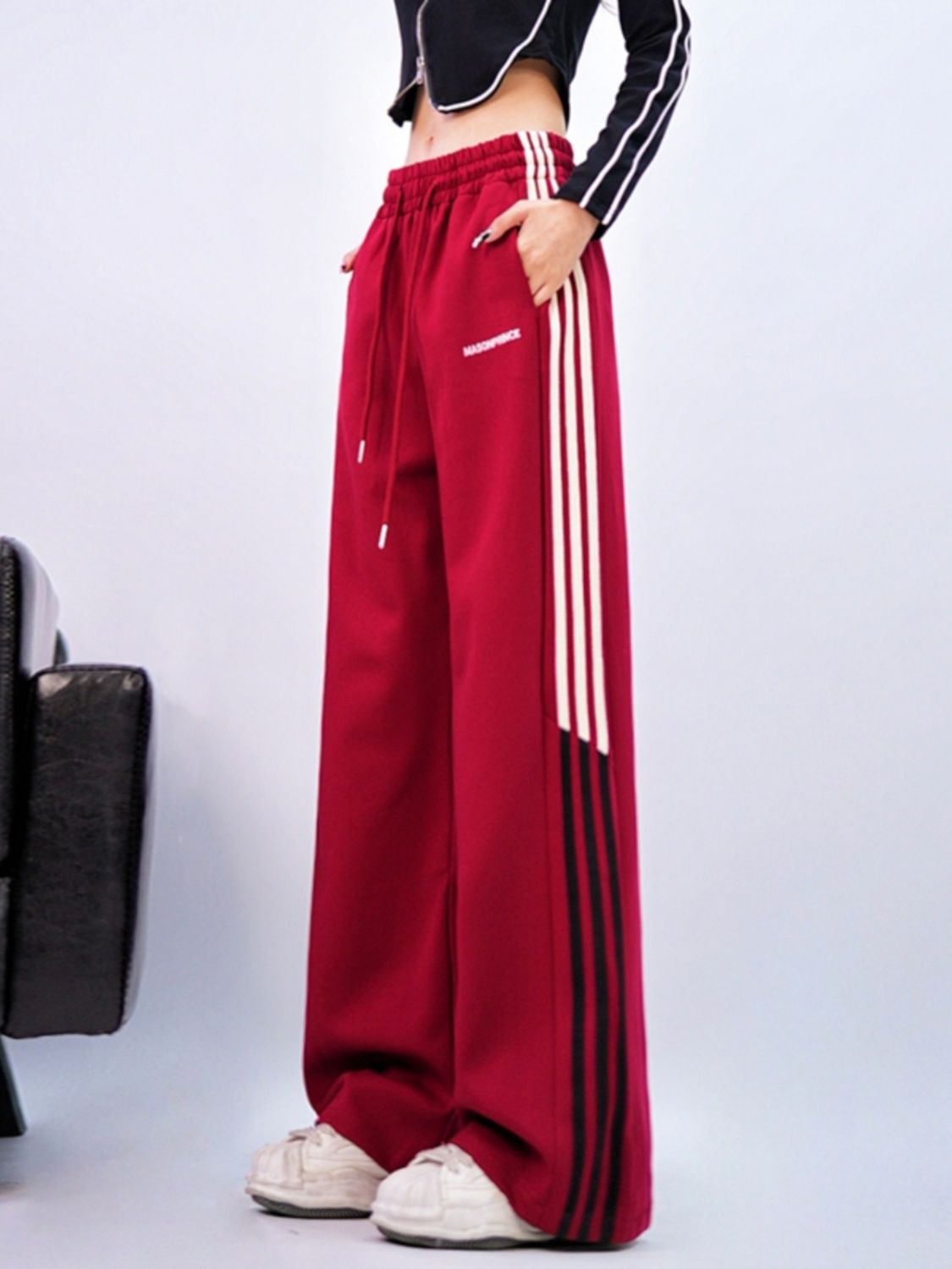 美式高街hiphop酒紅色運動褲女秋冬季寬鬆直筒條紋爵士街舞闊腿褲