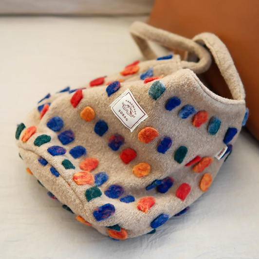 Autumn and winter casual large-capacity woolen bucket bag for women niche literary and colorful polka dot shoulder handbag
