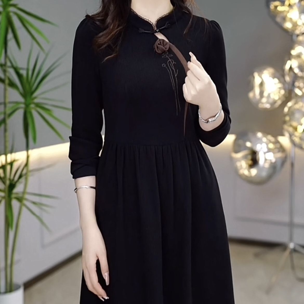 高檔磨毛雪尼爾絨改良版旗袍連衣裙2023新款秋冬女裝洋氣打底裙子