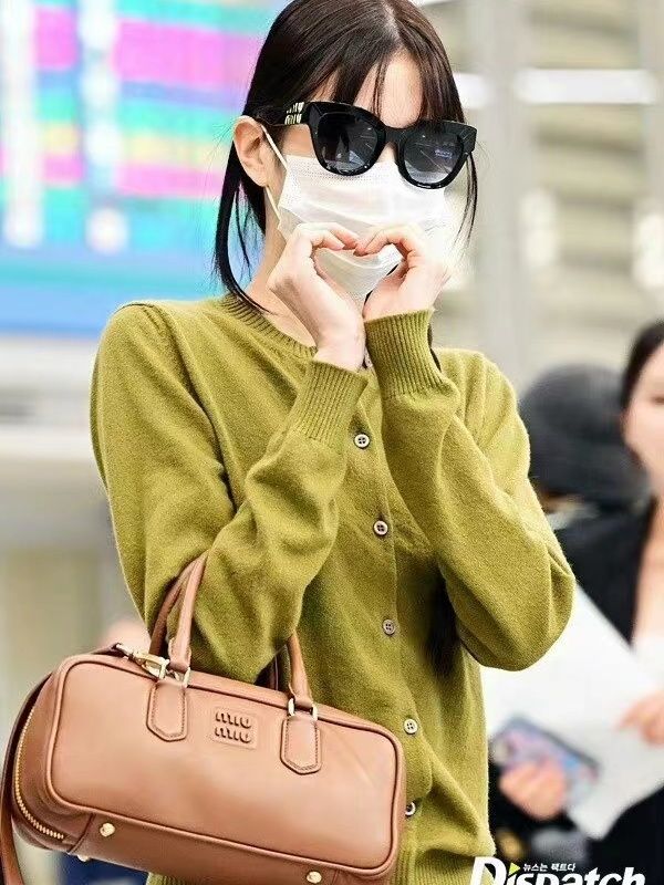 張元英同款復古保齡球包包女2023新款潮手提通勤百搭斜挎小方包