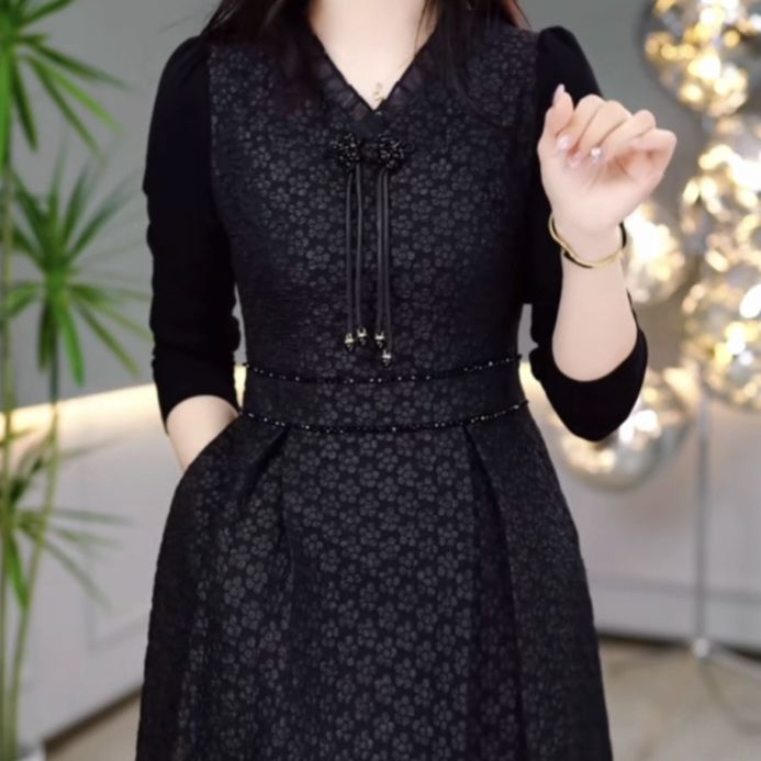 帛萊軟精紡連衣裙2023秋新款女裝氣質修身顯瘦法式假兩件套裝裙子