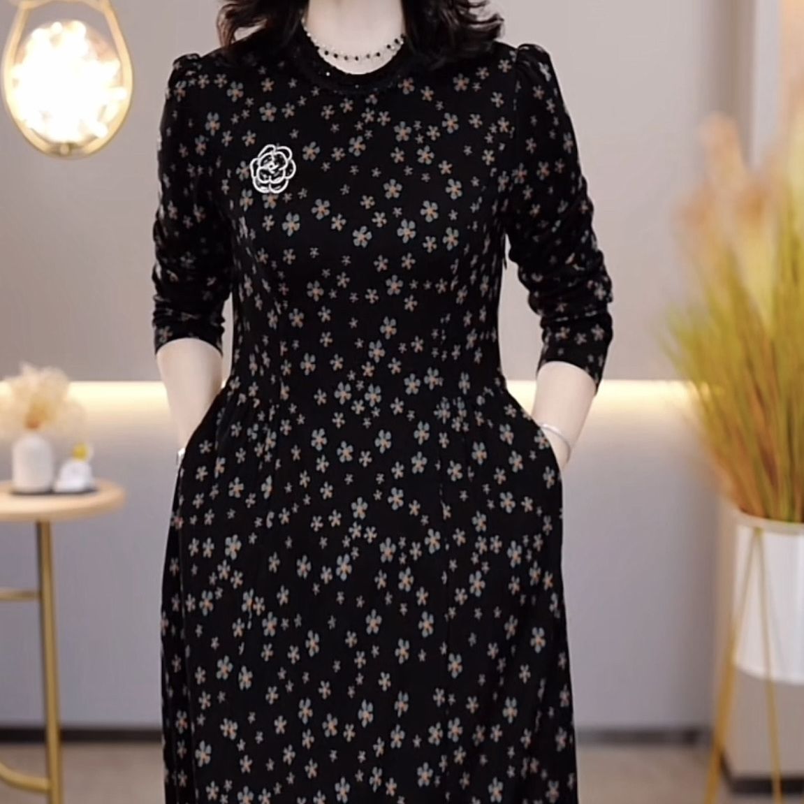 禮服德絨提花連衣裙2023新款女裝秋冬洋氣貴夫人收腰顯瘦碎花裙子