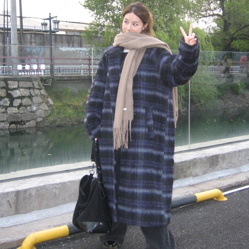 Autumn and winter Korean style over-the-knee retro long loose plaid woolen wool coat for women