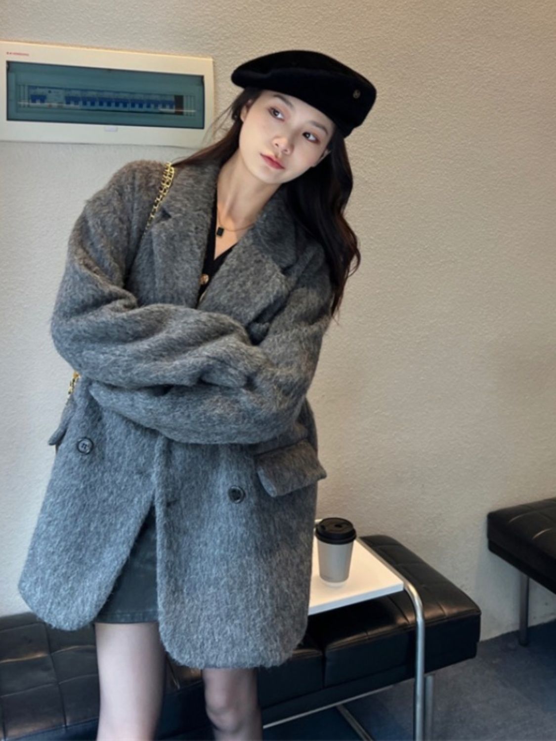 Gray shoulder padded suit woolen coat for women autumn and winter quilted thickened high-end design niche trend woolen coat