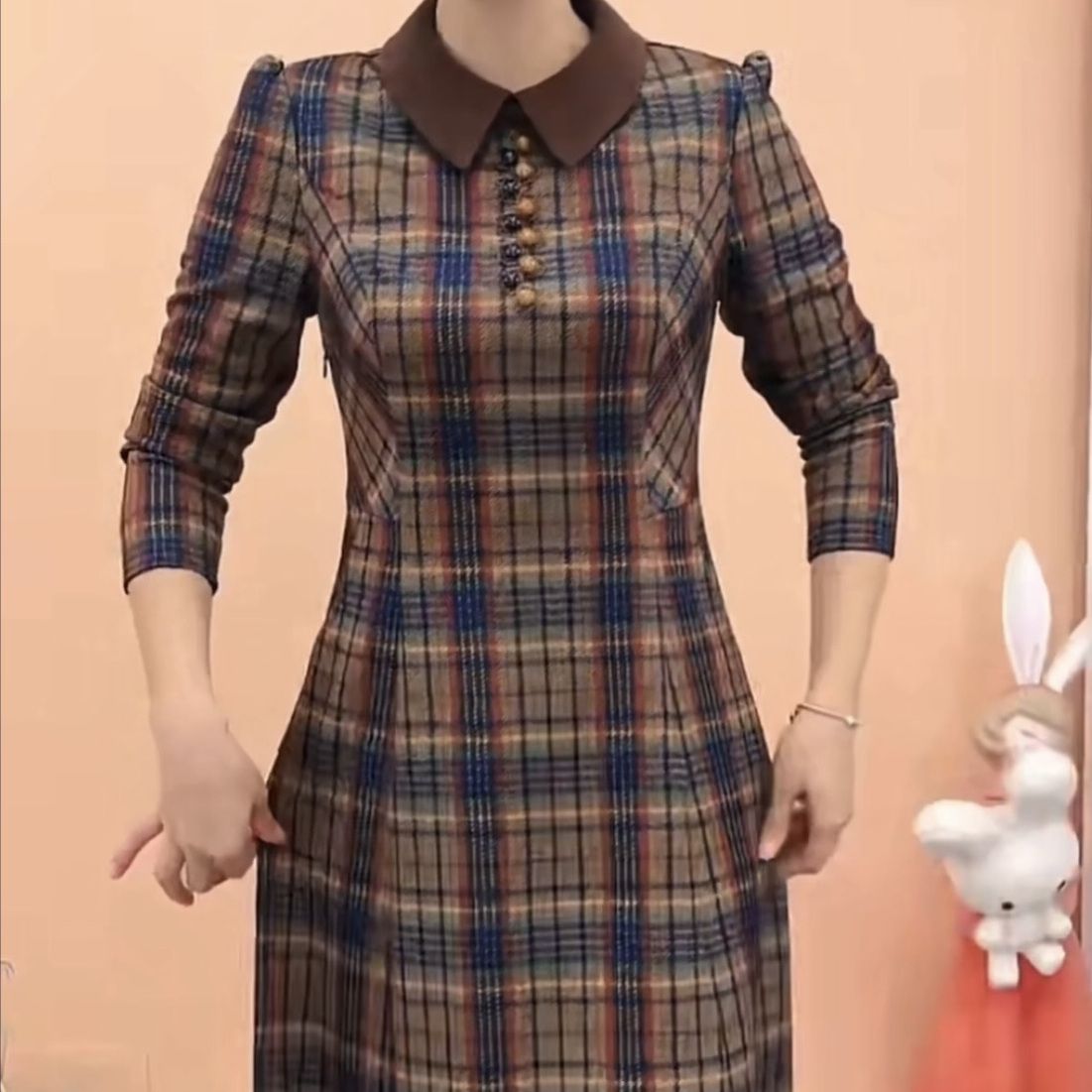 雅閣精紡改良版旗袍連衣裙2023新款女裝秋季洋氣高檔遮肉格子裙子