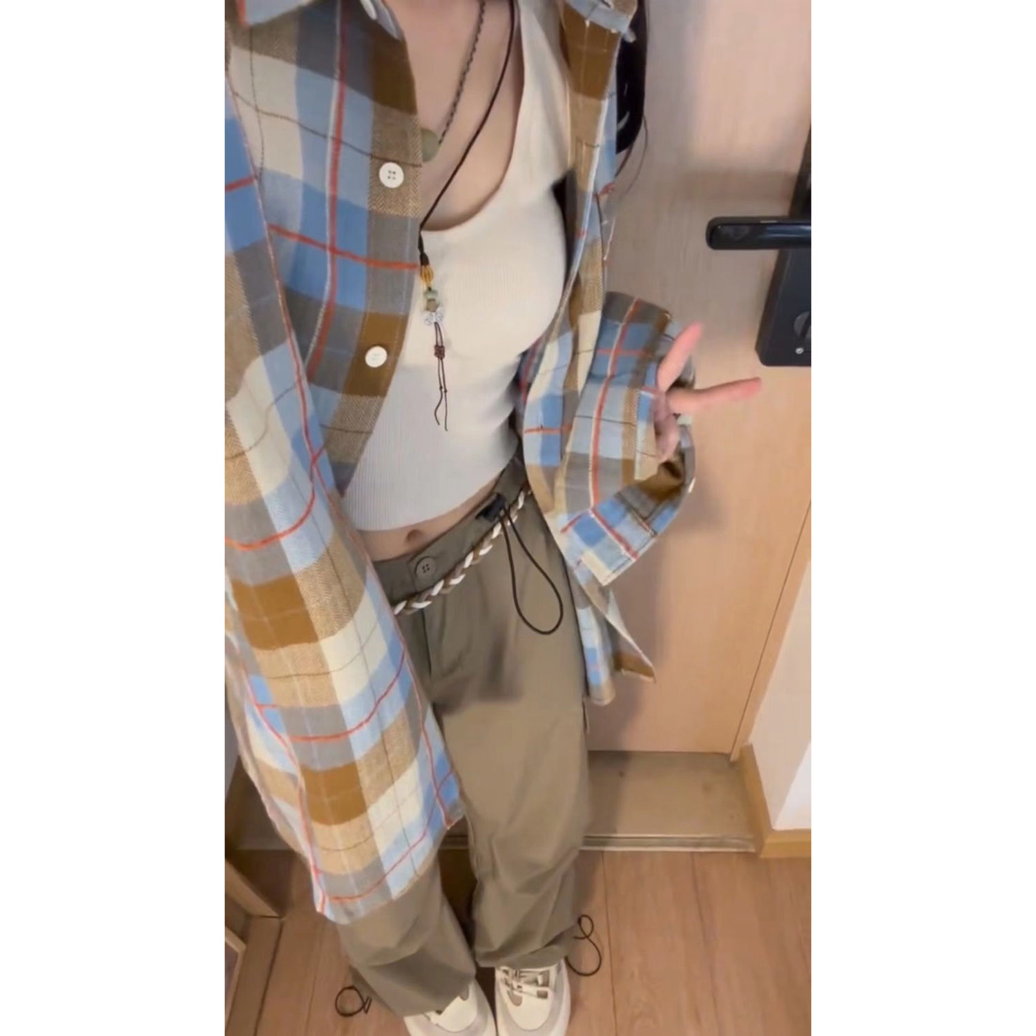 復古設計感撞色格子襯衫女秋季慵懶風寬鬆襯衣外套Polo領長袖上衣