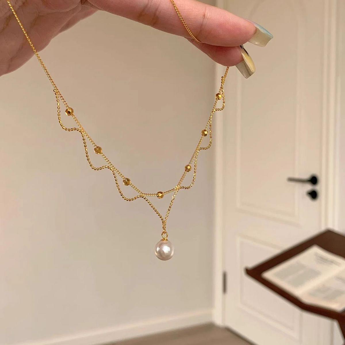 Elegante Silberne Perlen Spitzenhalskette Damen Sommer Luxus_voghion.com