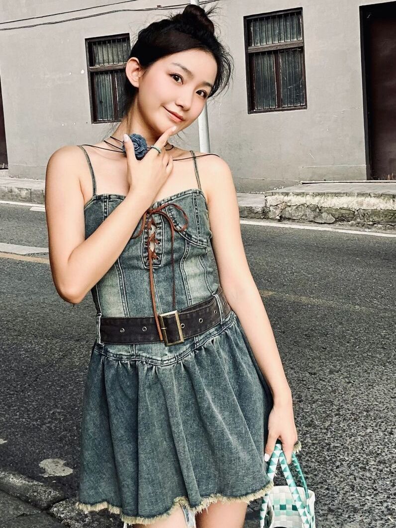 American retro hottie strapless denim dress women's summer new high-waist slim A-line short skirt trendy