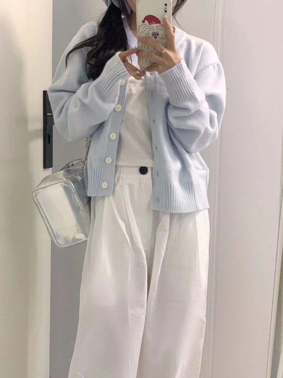 Korean soft and waxy light blue knitted sweater for women in early autumn new simple short coat cardigan outer top