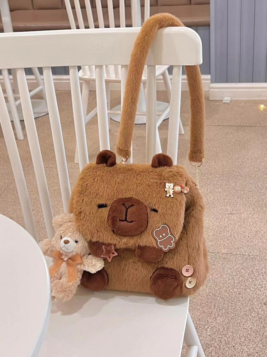 Autumn and winter new Capibara backpack backpack cute 2023 capybara plush student commuter shoulder bag