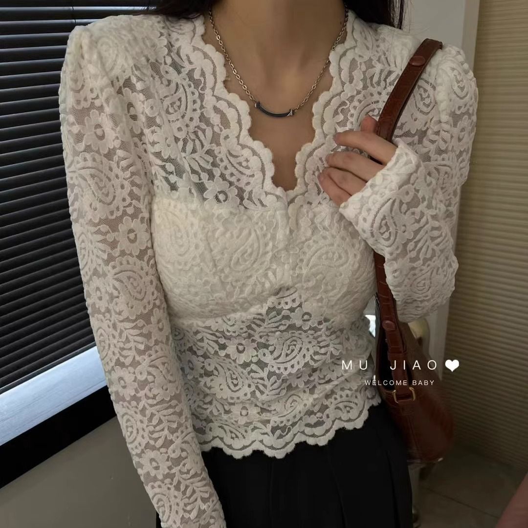 設計感V領蕾絲打底衫女長袖2023秋冬新款洋氣短款內搭上衣小衫潮