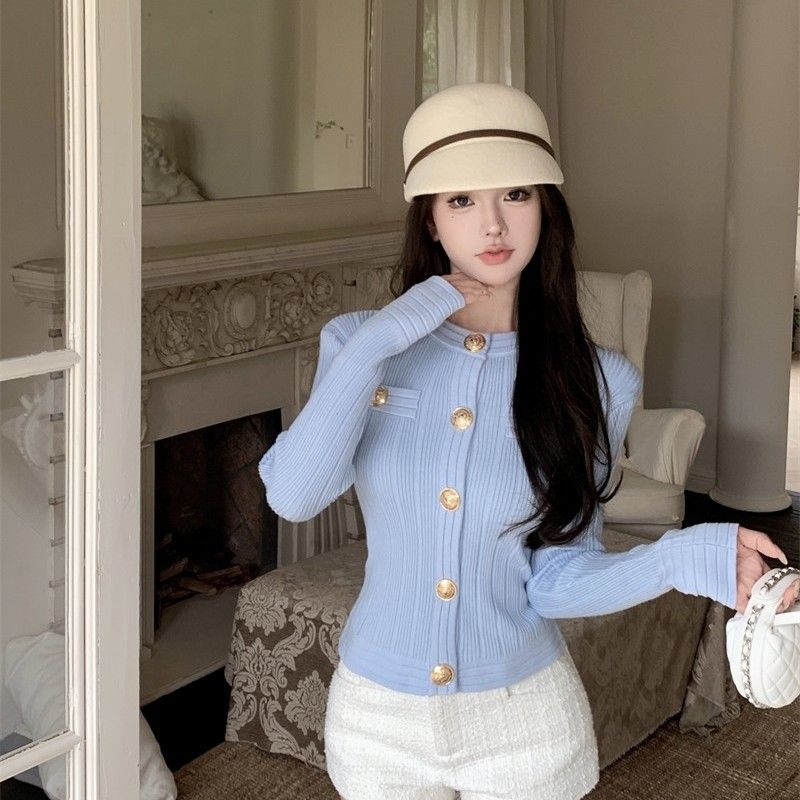 Xiaoxiangfeng short knitted cardigan jacket for women spring 2024 new French style niche western style long-sleeved top trend