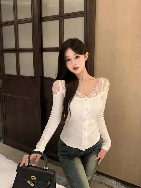 黑色蕾絲拼接長袖女秋冬季性感純欲修身短款上衣內搭打底衫