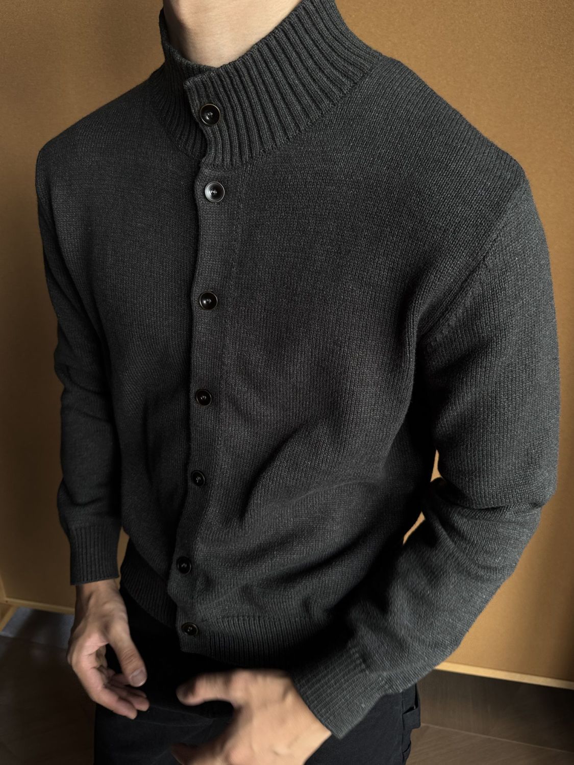 Men's Solid Colour Knitted Sweater Autumn Winter Commuter Style_voghion.com
