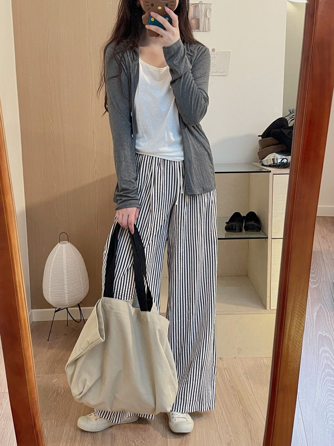 Black and white striped wide-leg pants for women, spring and summer new style, high-waisted, slim, loose straight pants, wide-leg floor-length pants, casual pants, trendy