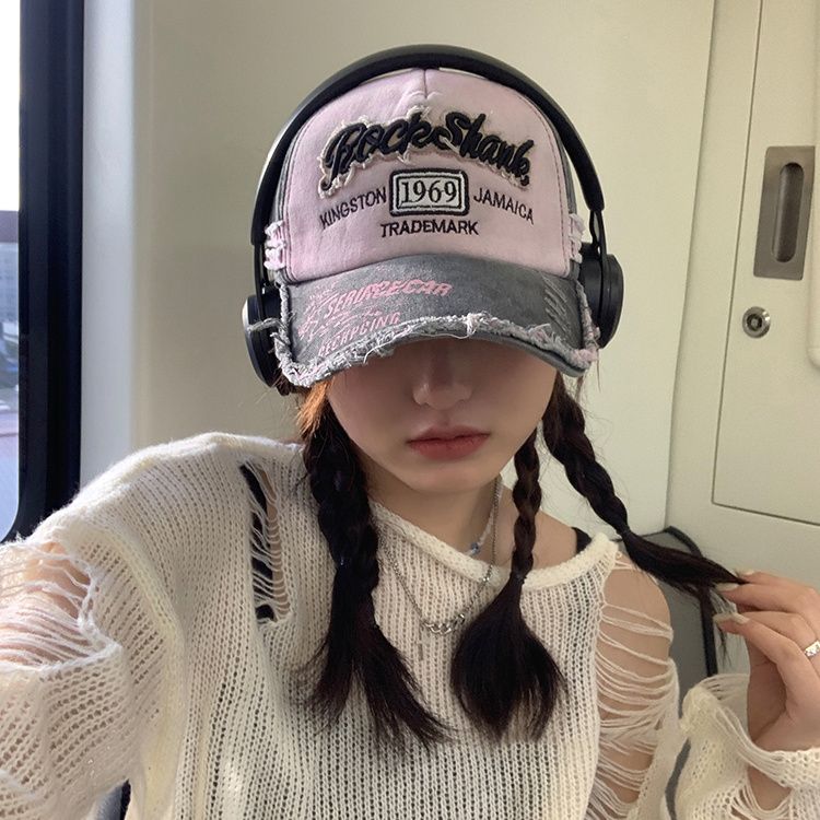 Baseball hat for women, Korean version with big head and wide brim, distressed and brushed, showing face, small American style retro street peaked cap for men, trendy