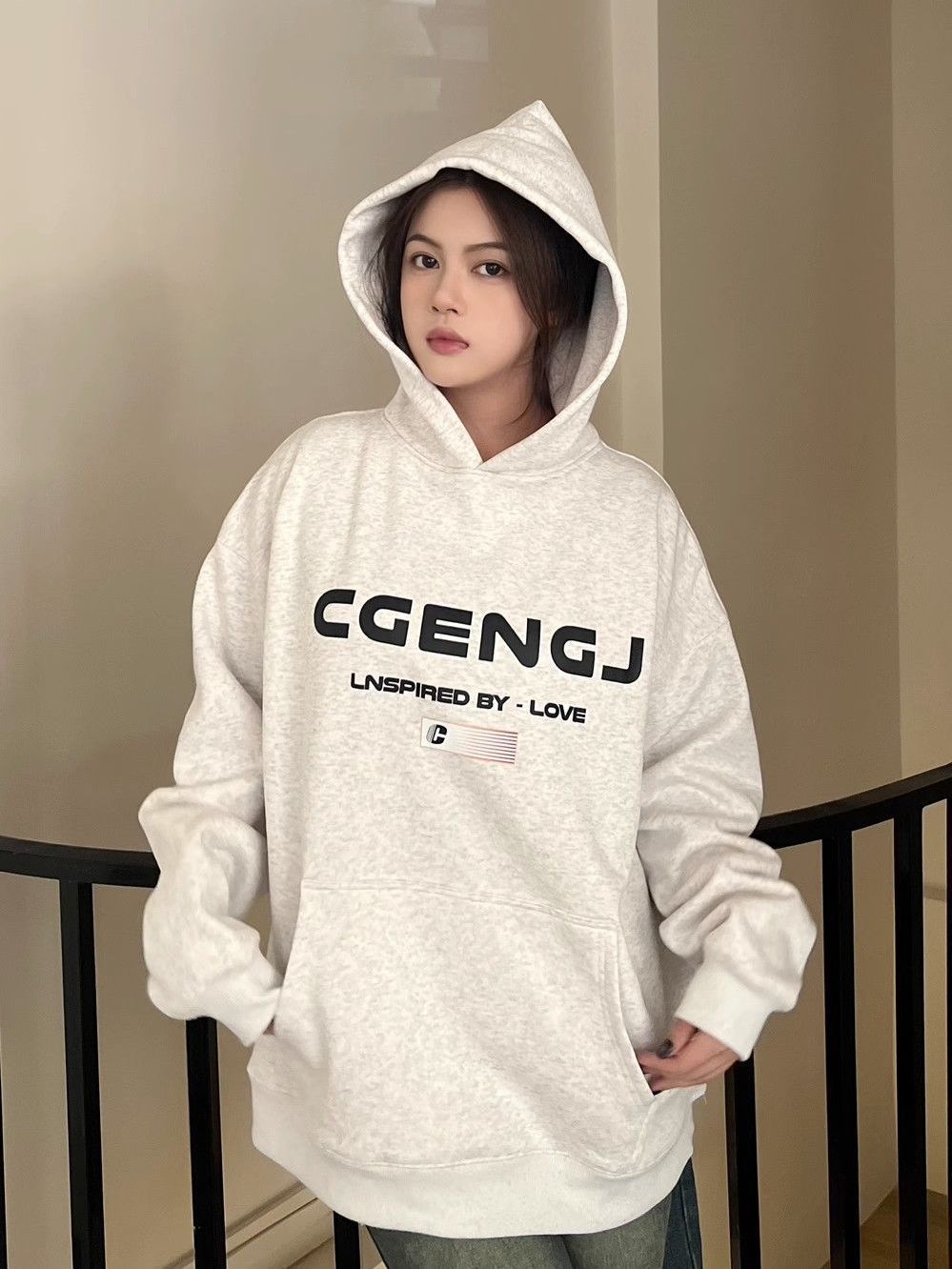 National trend American retro letter print hooded sweatshirt for women autumn and winter new loose heavyweight silver fox velvet couple coat