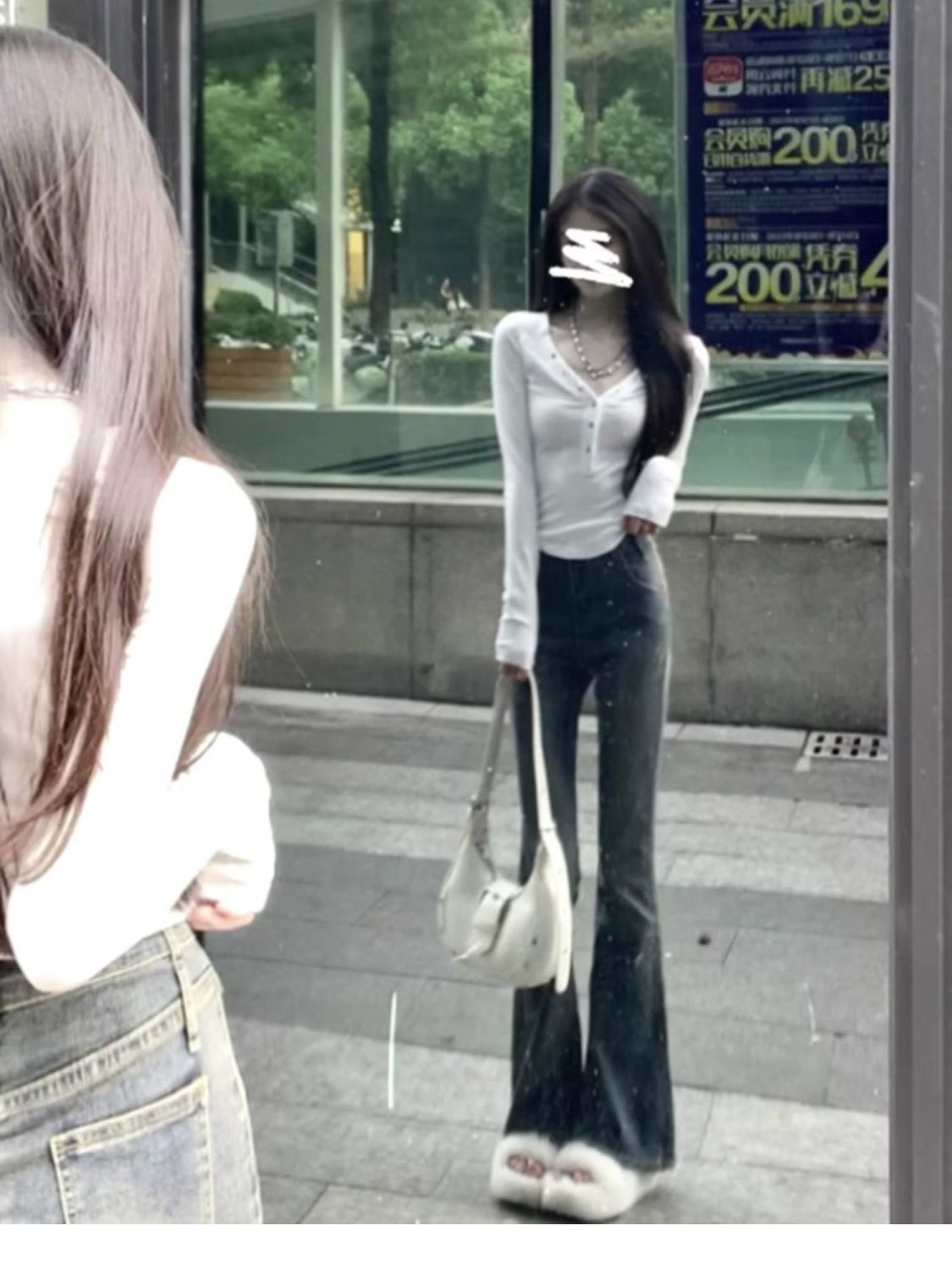 法式甜辣妹長袖v領T恤女早秋冬季2023新款修身內搭打底衫chic上衣