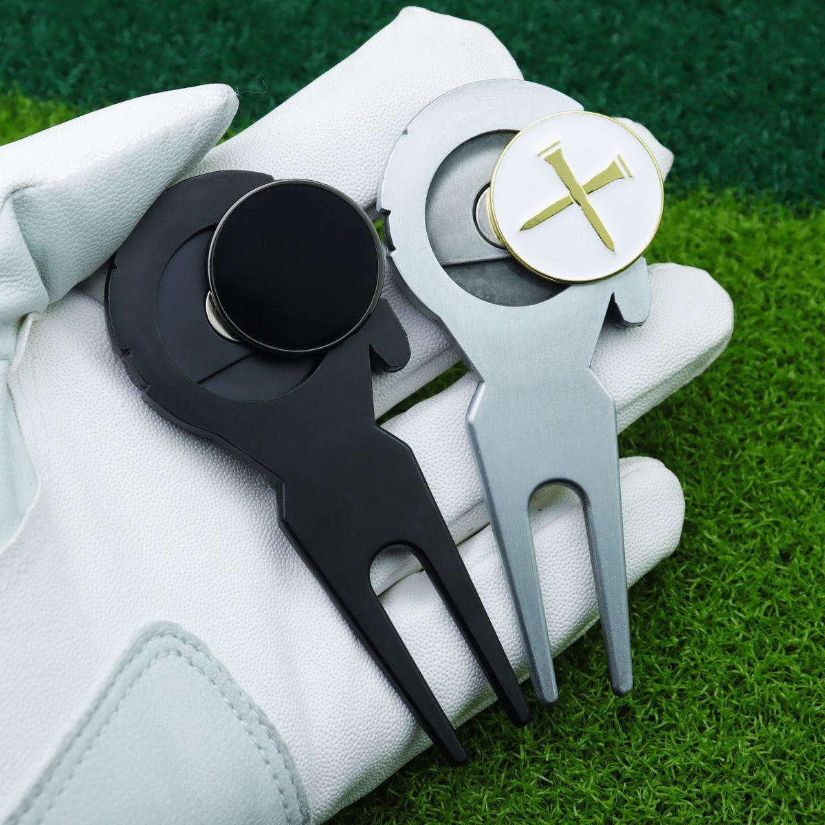 Forchetta in metallo/Attrezzo per la riparazione dell'erba Attrezzo per zolle da golf Forchetta da pesca a forma di astronave di Star Wars_voghion.com