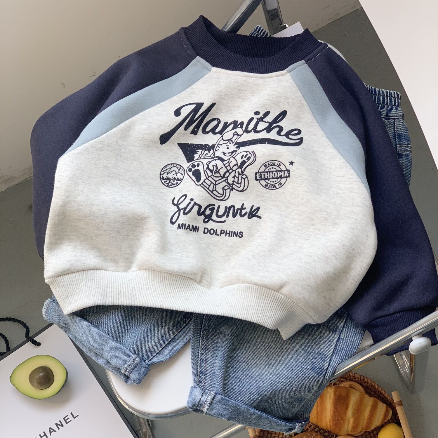 Velvet and Thickened 2023 New Warm Sweaters for Boys and Girls, Round Neck Long Sleeves, Korean Style Autumn and Winter Children's Casual Children's Wear