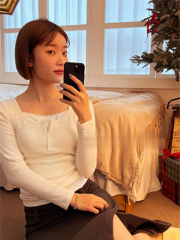假兩件碎花蕾絲拼接長袖純欲秋冬設計感修身顯瘦洋氣打底T恤上衣