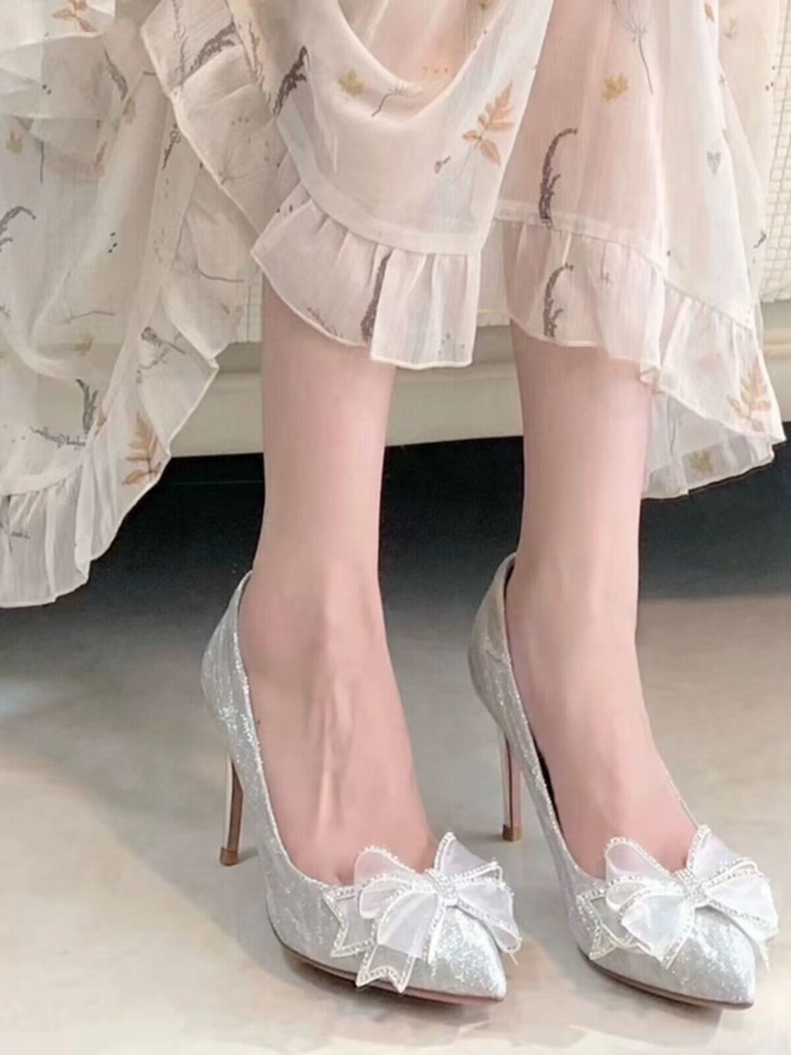 2024新款百搭法式銀色蝴蝶結水晶高跟鞋氣質仙女風絕美婚鞋新娘鞋