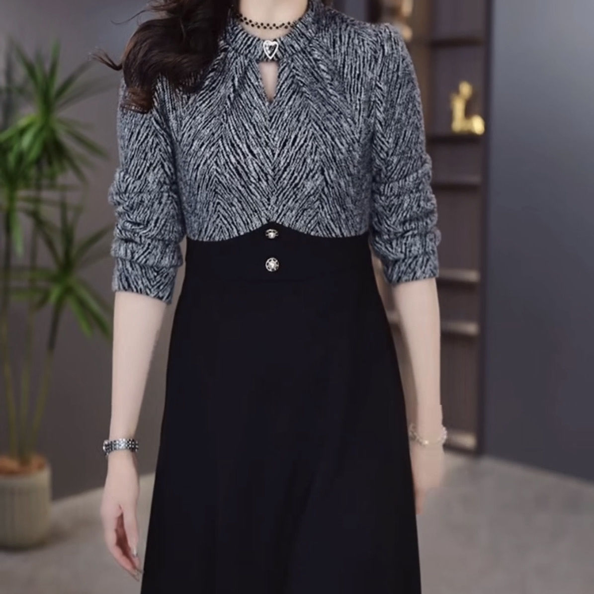 加厚小香風時尚拉卡絨連衣裙2023新款冬女裝氣質高檔假兩件套裙子