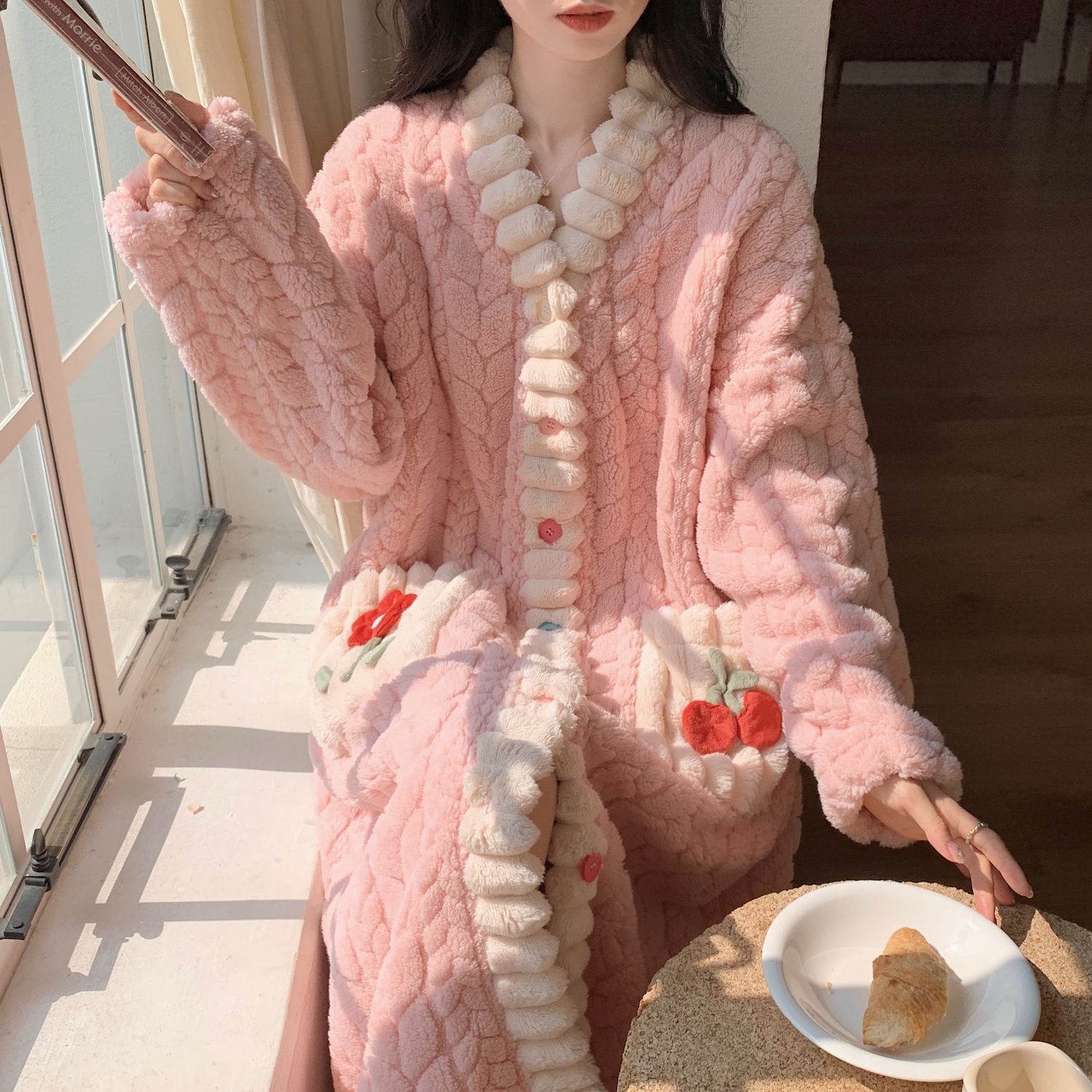 珊瑚絨秋冬睡袍女加絨加厚櫻桃花兒睡裙冬季法蘭絨毛絨浴袍冬款